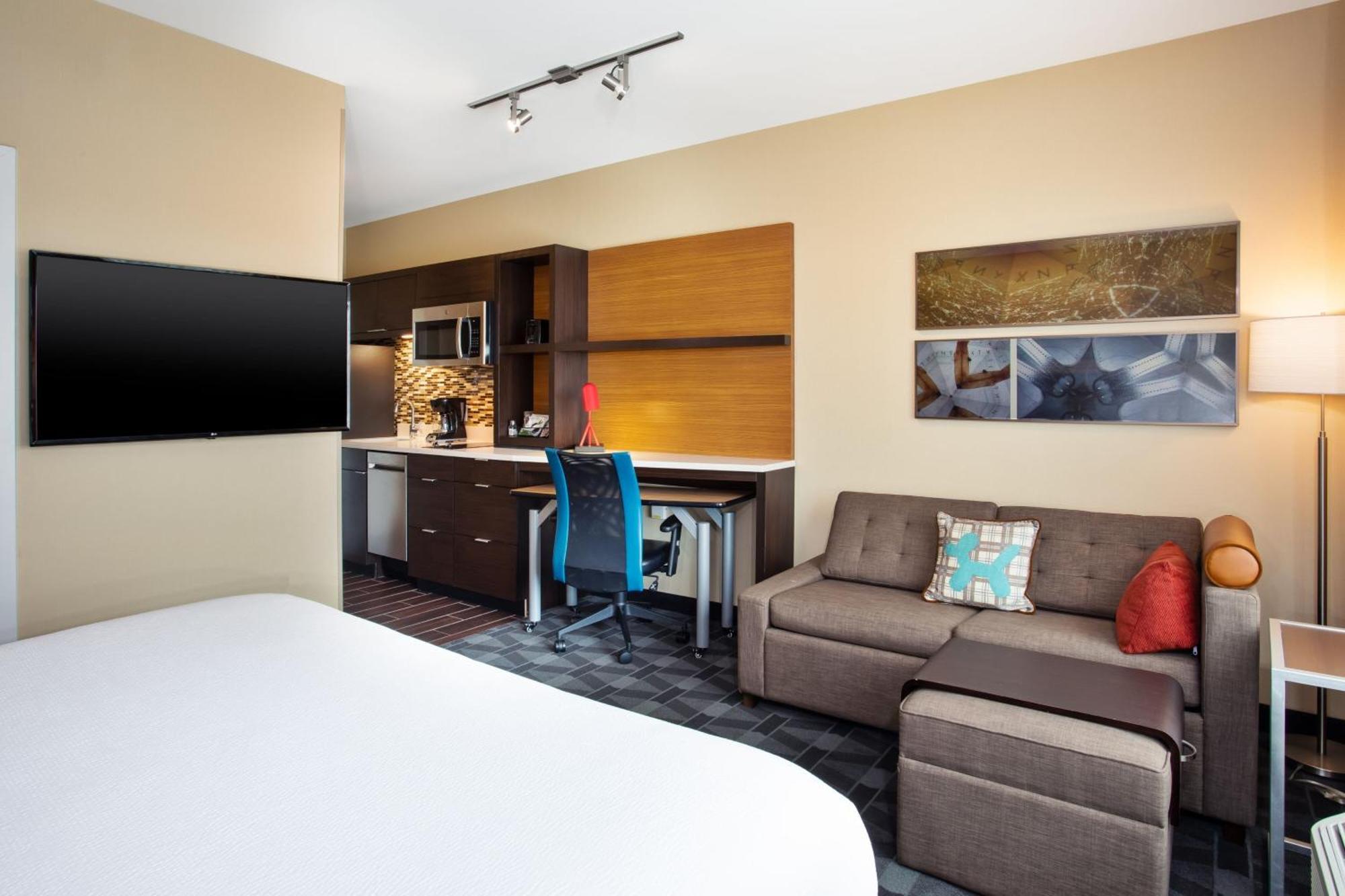 Towneplace Suites By Marriott Detroit Belleville Exterior photo